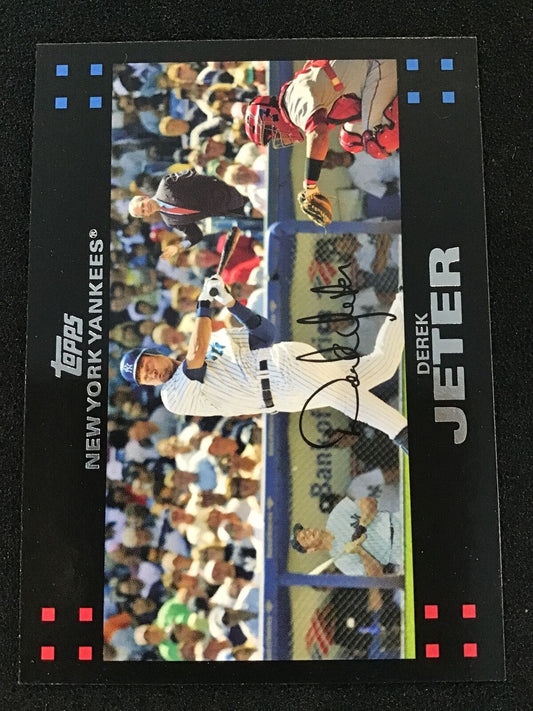 Derek Jeter 2007 Topps Mantle / Bush #40b New York Yankees - Columbia Hobby - Sports Card Boxes - Toploaders - Card Savers