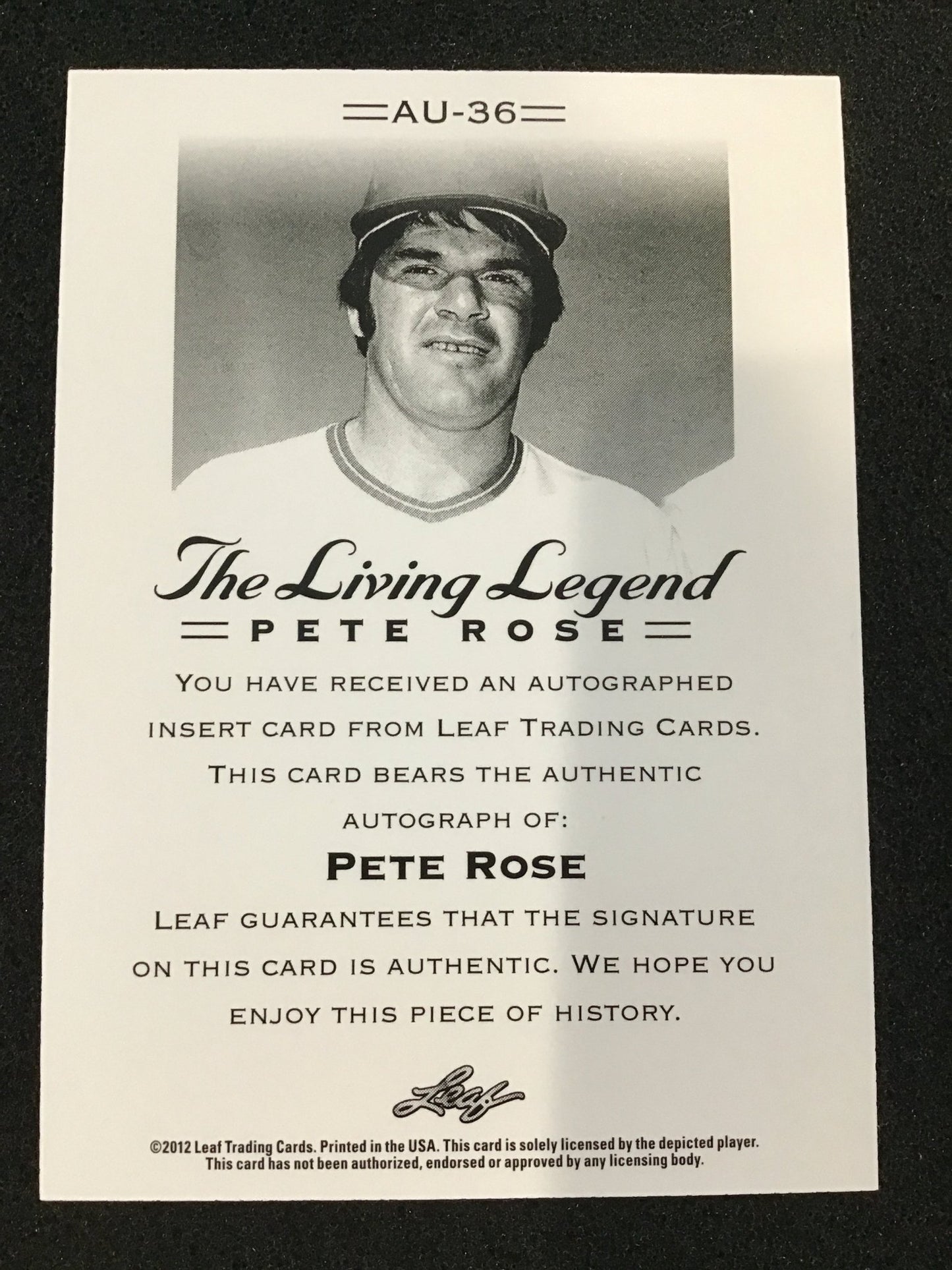Pete Rose 2012 Leaf The Living Legend Auto AU - 36 Philadelphia Phillies - Columbia Hobby - Sports Card Boxes - Toploaders - Card Savers