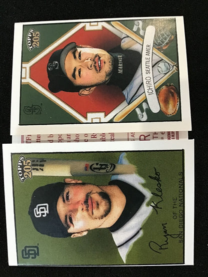 Ryan Klesko / Ichiro Suzuki 2003 Topps 205 TF43 Triple Folder Polar Bear - Columbia Hobby - Sports Card Boxes - Toploaders - Card Savers